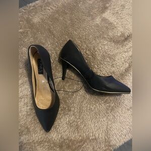 NWOT Jones New York Black Heels with Gold Accents
